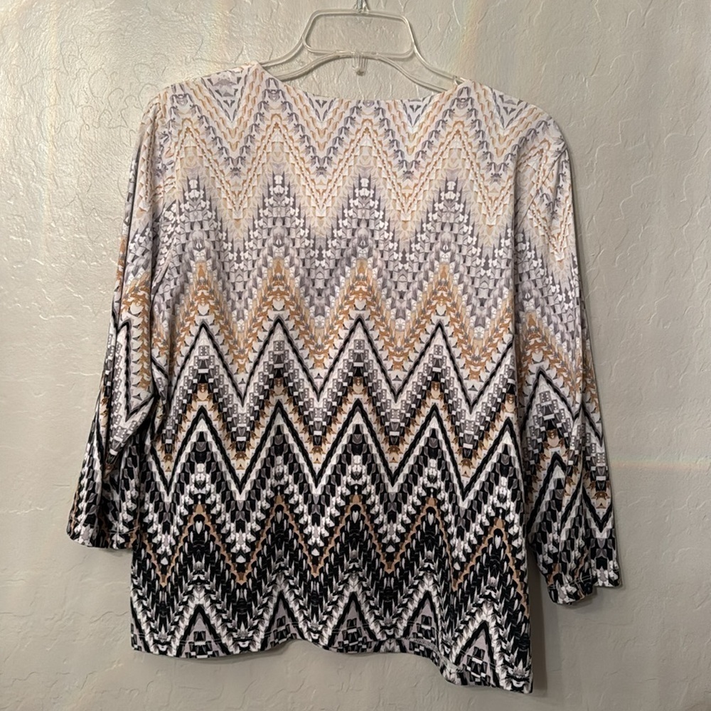 Alfred Dunner Multicolor Chevron Women's Top - Picture 5 of 6